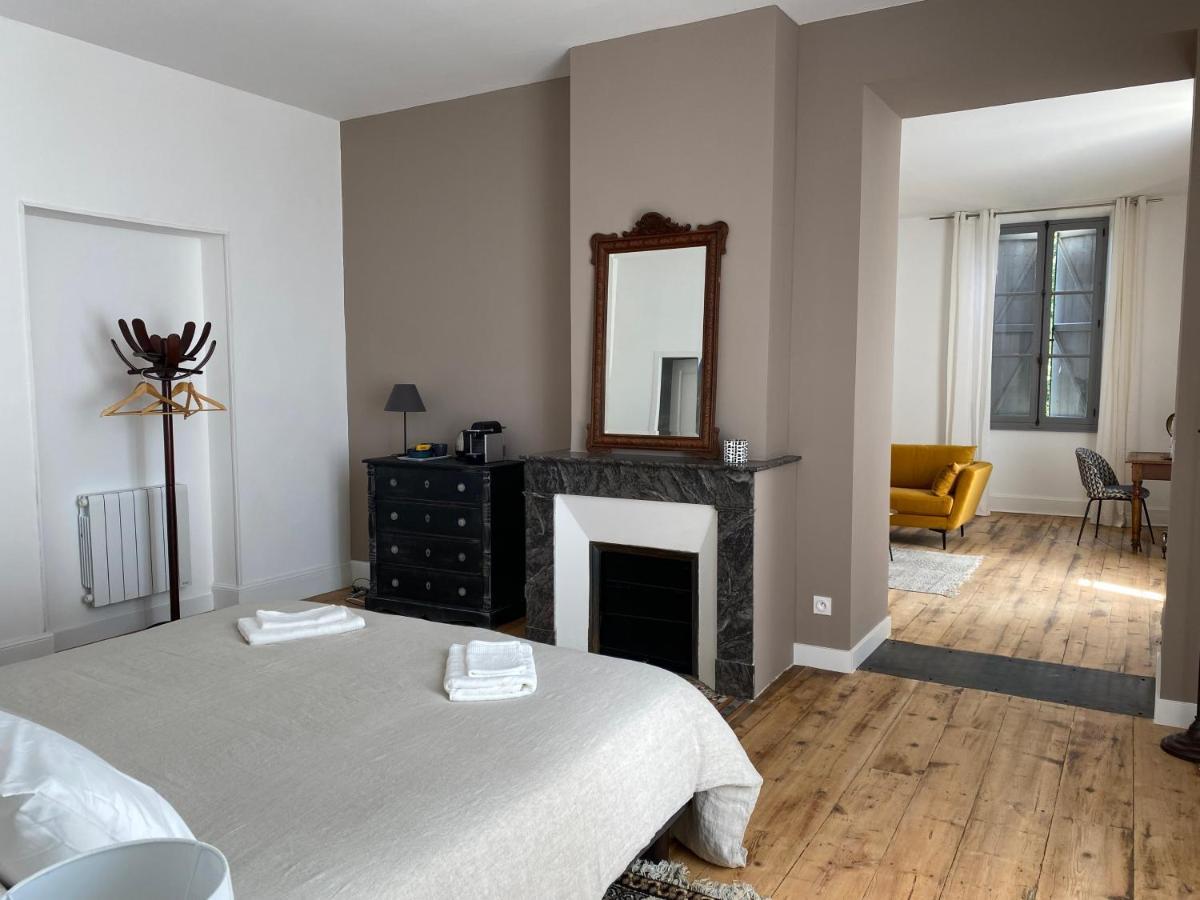 La Maison De Manon Mirande  Ngoại thất bức ảnh