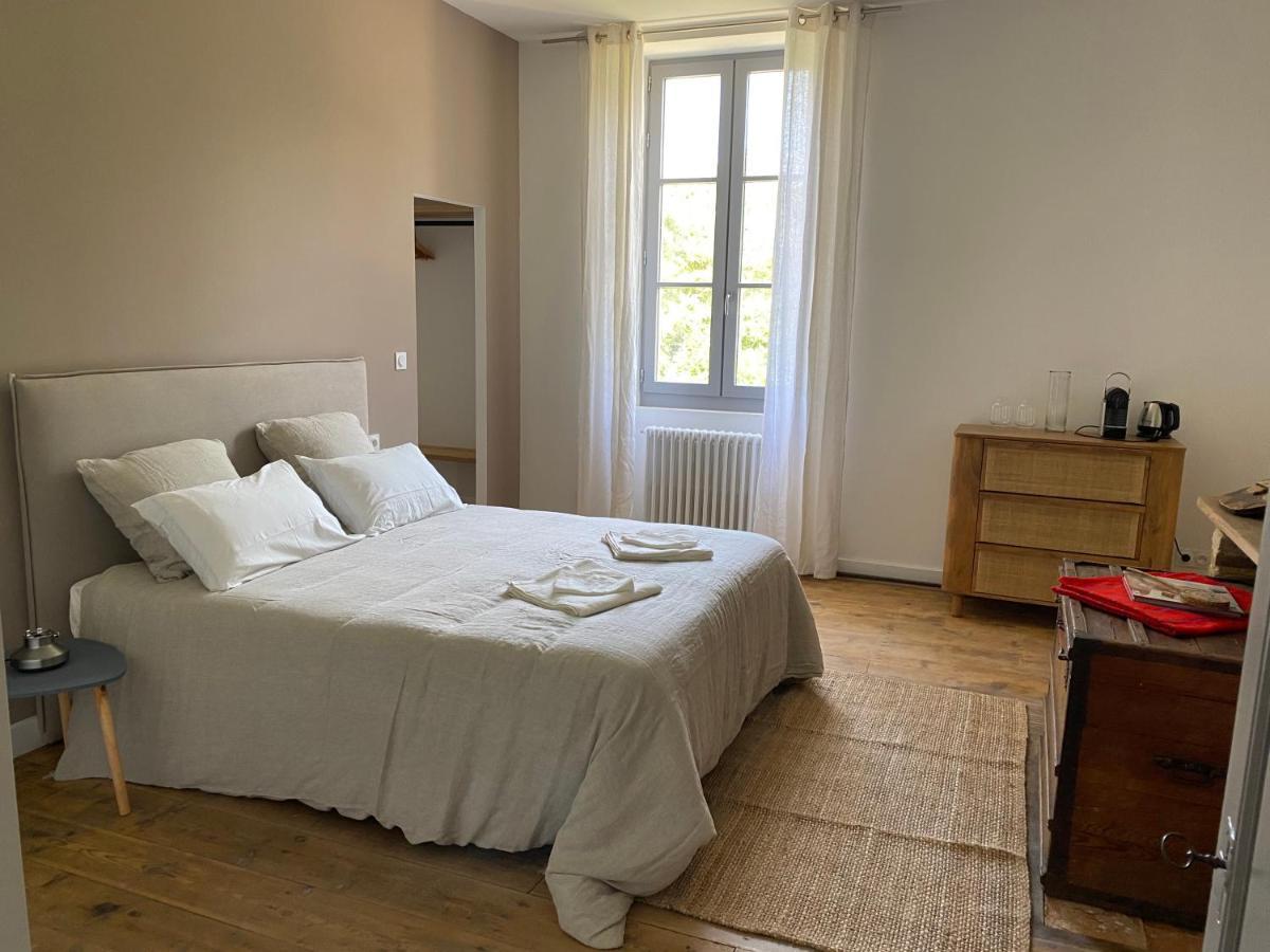 La Maison De Manon Mirande  Ngoại thất bức ảnh